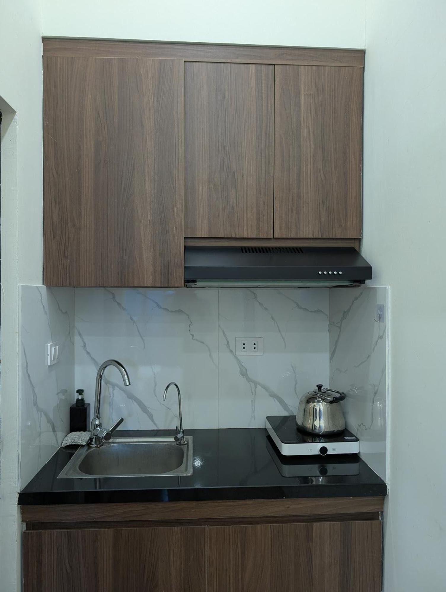 Era Apartment 158 Nguyen Khanh Toan Hanoi Exterior photo